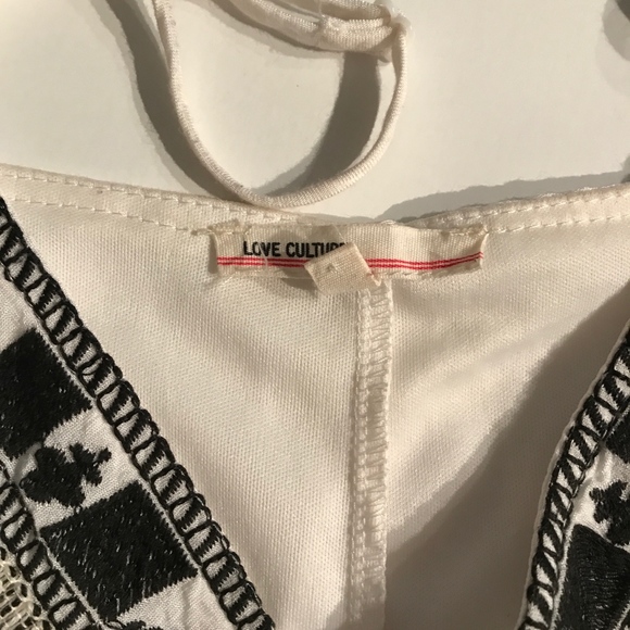 Love Culture White and Black Midi Dress - Picture 5 of 8